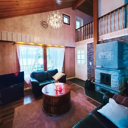 Hyppykallio, Laatulomat Semesterbostad Juva