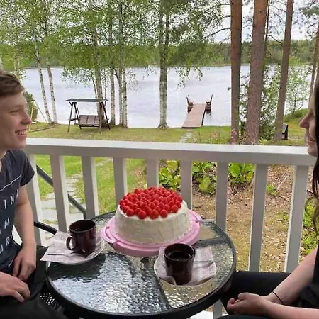 Hyppykallio, Laatulomat Juva