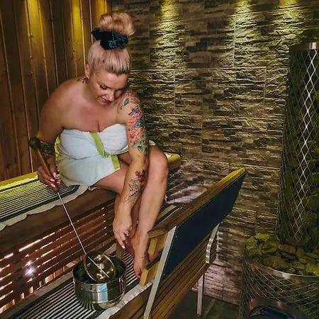 Hyppykallio, Laatulomat