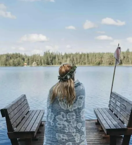 Hyppykallio, Laatulomat *