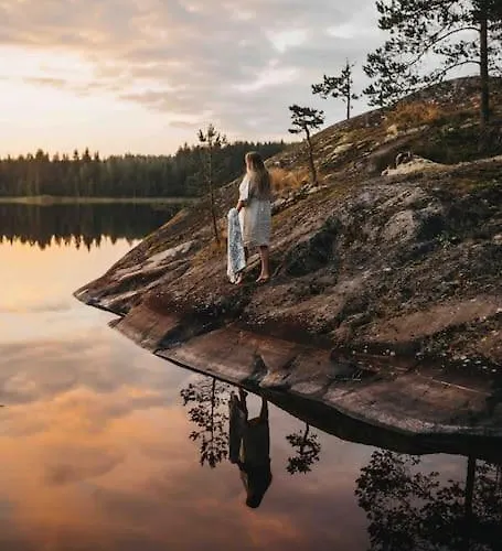Hyppykallio, Laatulomat Ferienhaus *