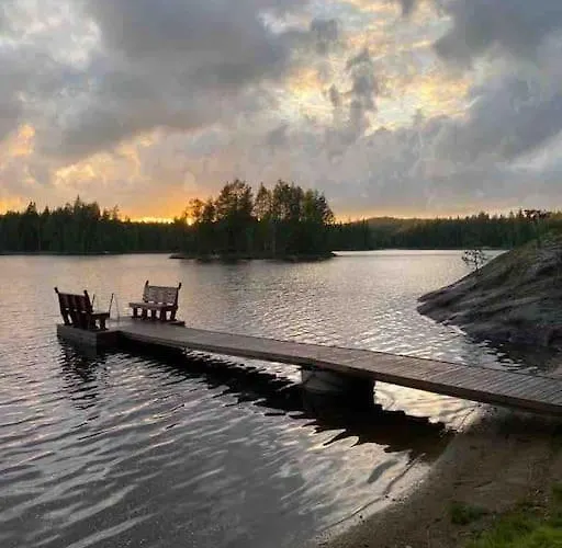 Hyppykallio, Laatulomat Ferienhaus Juva