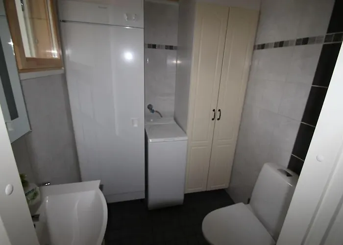 Hyppykallio, Laatulomat