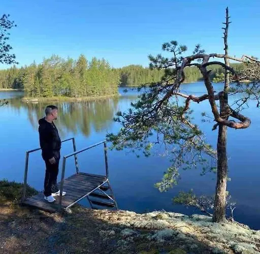 Hyppykallio, Laatulomat *