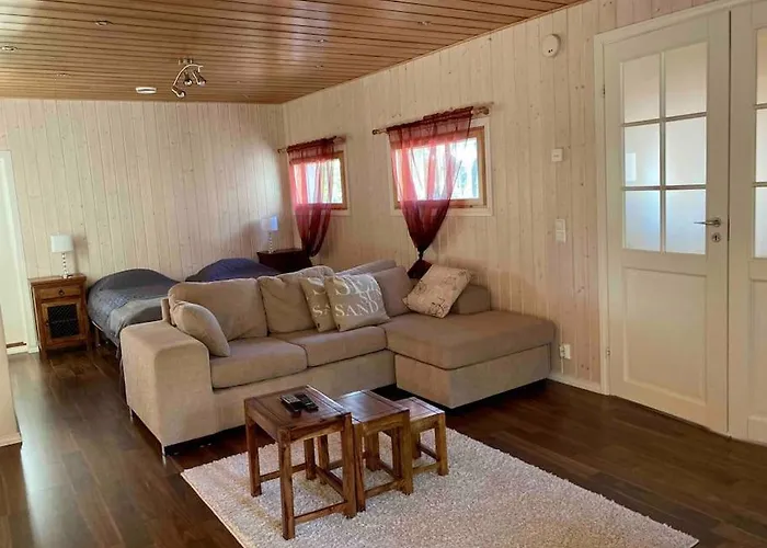 Hyppykallio, Laatulomat Ferienhaus *